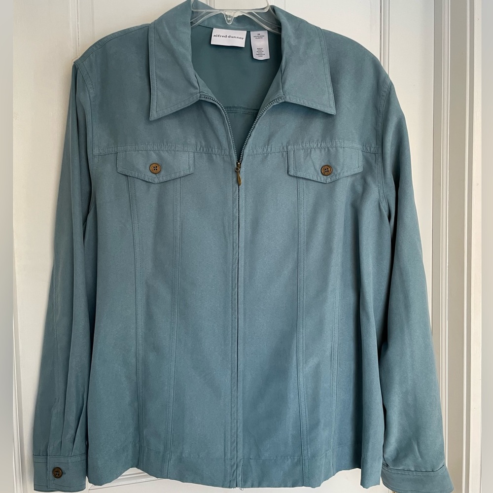 Size 20 aquamarine blue jacket